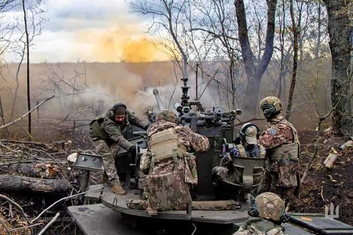 Росіяни намагаються евакуювати підбиту техніку на Курахівському напрямку, - військові