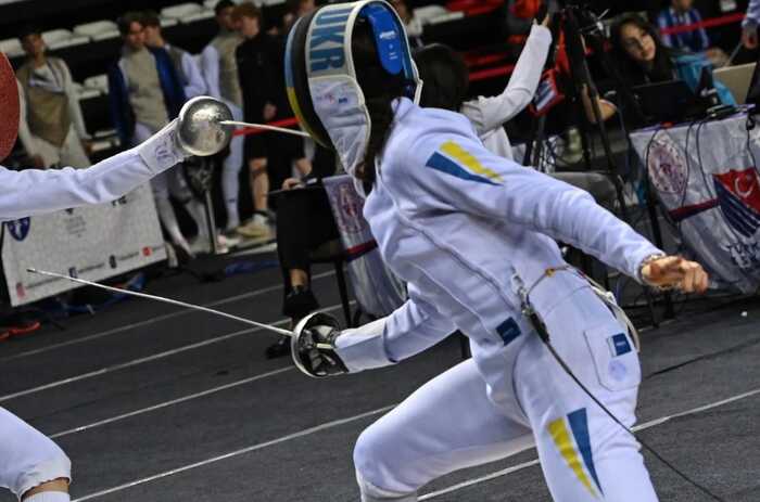 Українські шпажистки здобули золото юніорського чемпіонату Європи