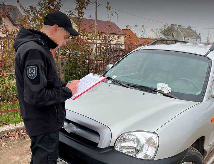 На Львівщині викрили масштабну схему ввезення авто під виглядом гуманітарної допомоги
