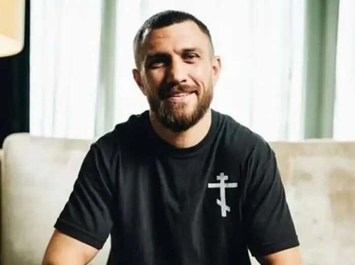 Боксер Ломаченко оголосив про завершення кар’єри