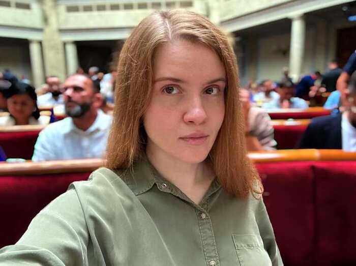Безугла заявила, що Сирський нібито забороняв зведення фортифікацій на Дніпропетровщині