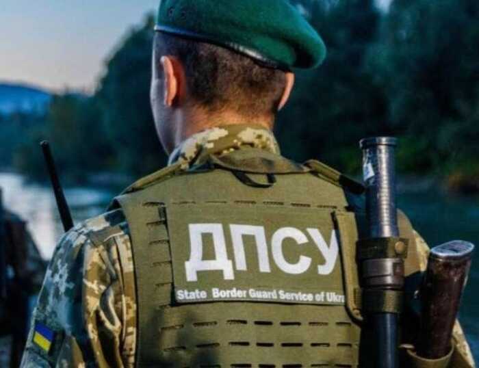 Прикордонник втік з КПП "Ужгород" до Словаччини, — журналіст