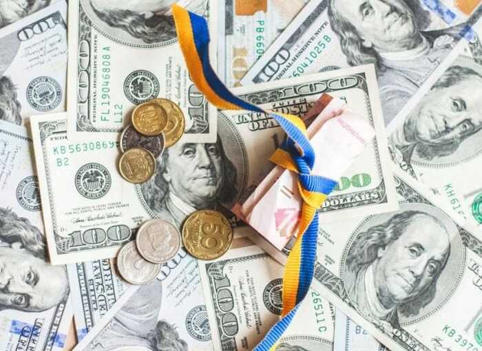 Нацбанк: валютні резерви України скоротилися на 4,5% в липні