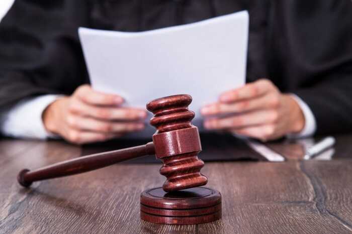 У Святошинському суді постане перед судом суддя цього ж суду через фото з нацистським прапором в Instagram