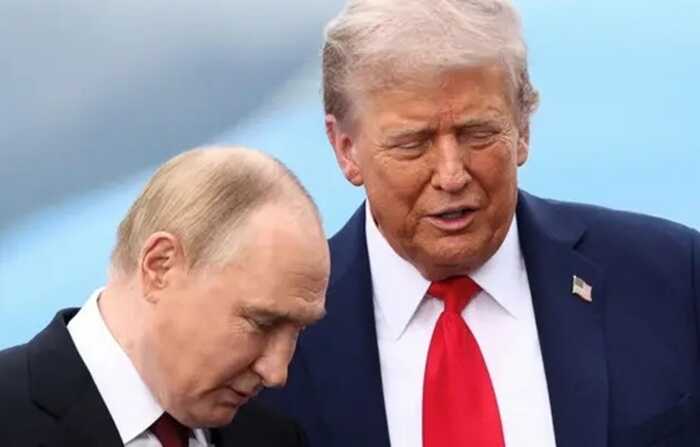 Зустріч Путіна та Трампа завершилася