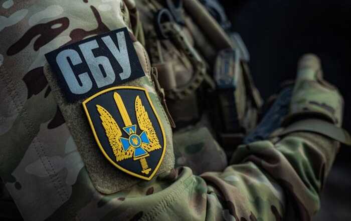 СБУ затримала агентку РФ, яка наводила російські ракети на ТЦК у Чернігові