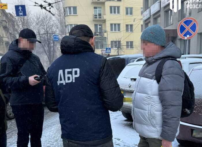У Львові перед судом постане адвокат, який вимагав гроші від родин загиблих і зниклих військових