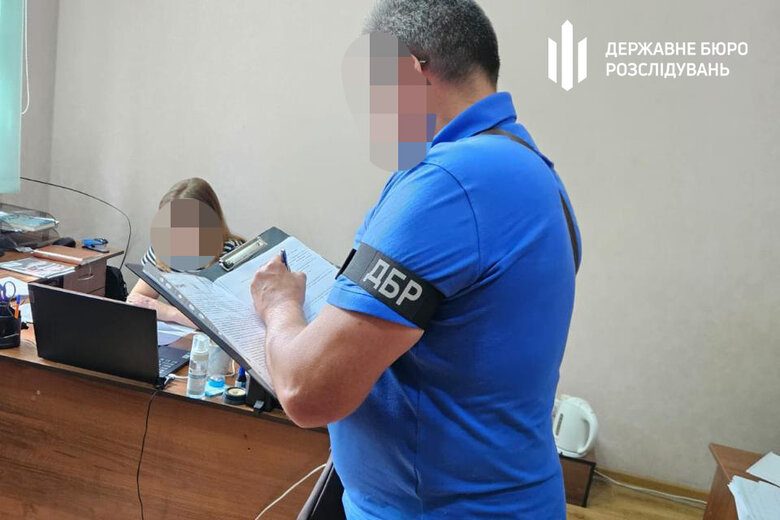Викрито посадовців райуправління Держпродспоживслужби на Полтавщині qhqiuqihtidzuzrz